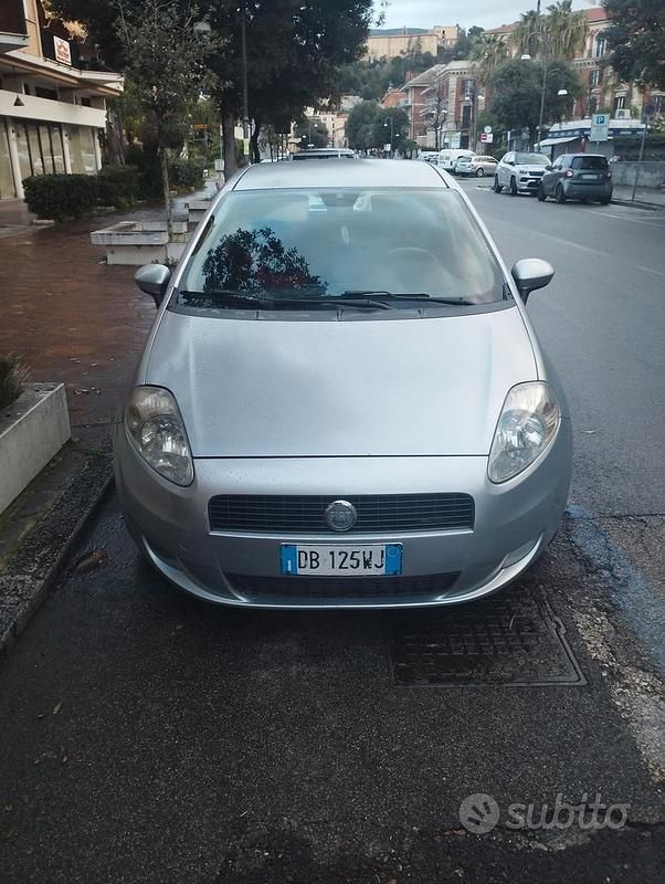 Usata Fiat Grande Punto 2006 Grigio Utilitaria