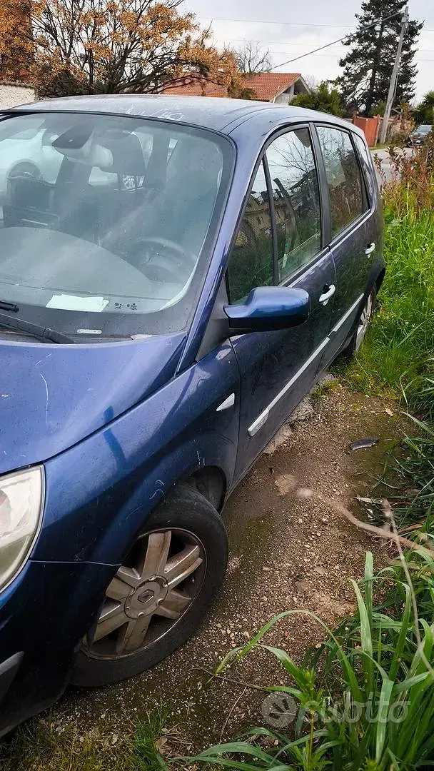 Usata Renault Scenic E-Tech 106 CV (77 kW) 2007 Blu Monovolume