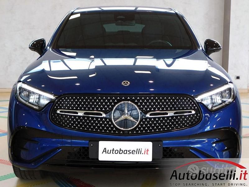 Usata Mercedes GLC220 AMG line 197 CV (144 kW) 2024 Blu Coupé