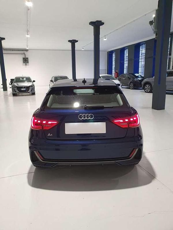 Nuova Audi A1 Sportback S-Line 116 CV (85 kW) 2025 Blu/azzurro Utilitaria