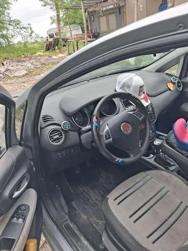 Usata Fiat Punto Evo Dynamic 69 CV (50 kW) 2012 Utilitaria