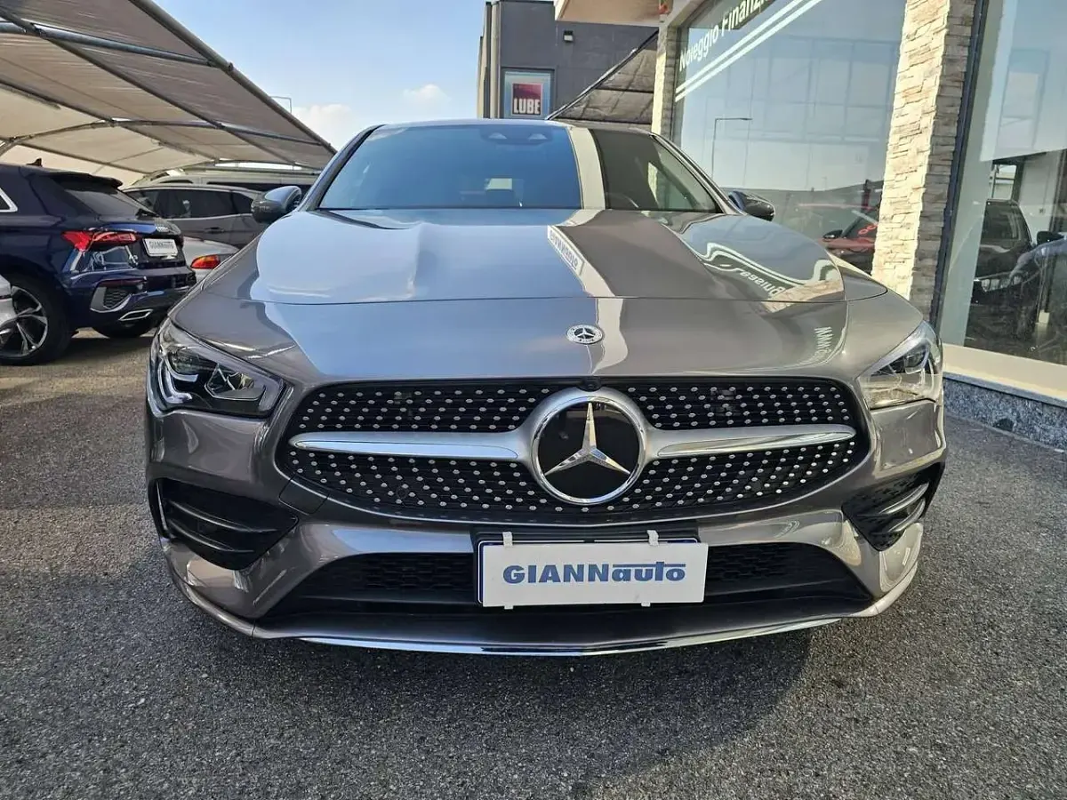 Usata Mercedes CLA220 Premium 190 CV (139 kW) 2023 Grigio Coupé