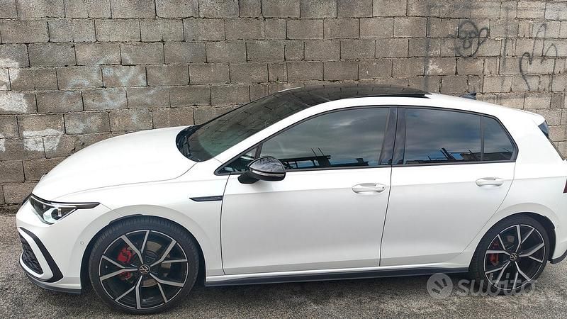 Usata VW Golf VIII GTD 200 CV (147 kW) 2022 Bianco Utilitaria
