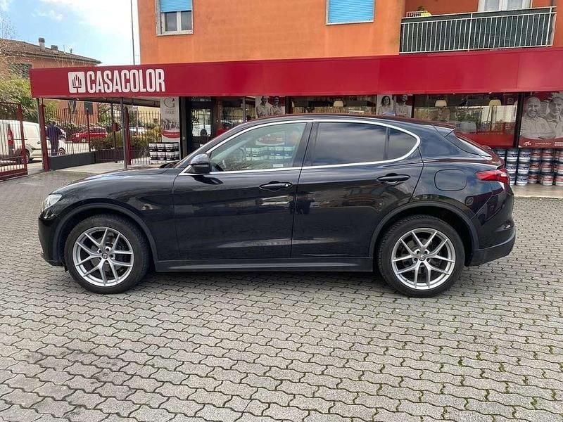 Usata Alfa Romeo Stelvio 280 CV (205 kW) 2017 Nero SUV