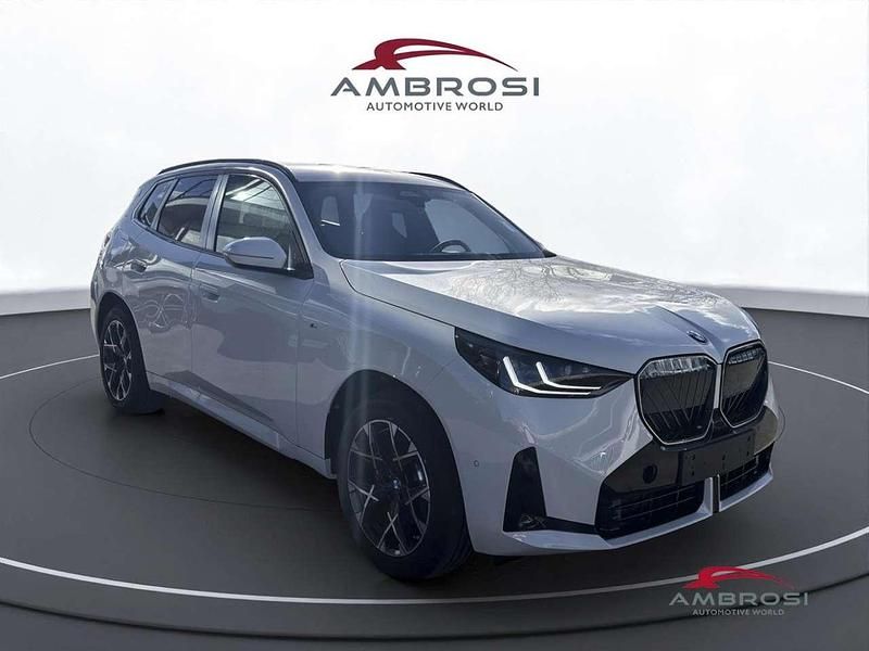 Nuova BMW X3 Comfort Edition 208 CV (152 kW) 2026 Alpin white pastello SUV