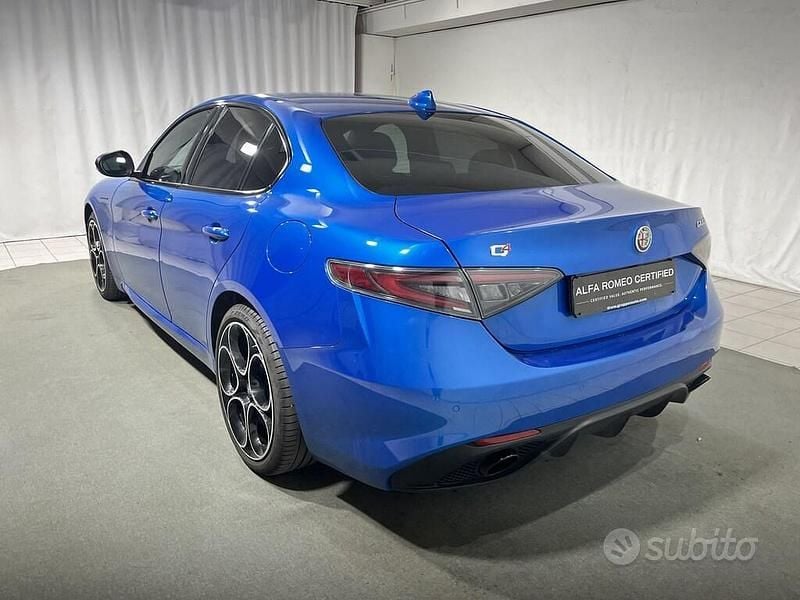 Usata Alfa Romeo Giulia Competizione 211 CV (155 kW) 2023 Blu Berlina