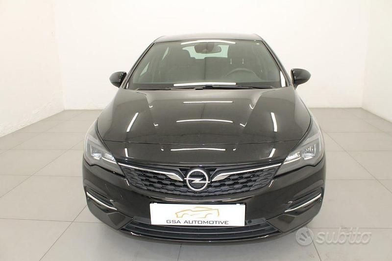 Usata Opel Astra GS Line 122 CV (89 kW) 2021 Nero Utilitaria