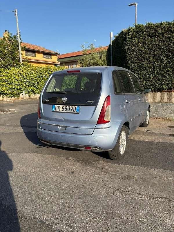 Usata 2011 Lancia Musa Monovolume | 3499 € (Ottimo prezzo) - Immagine 1/4