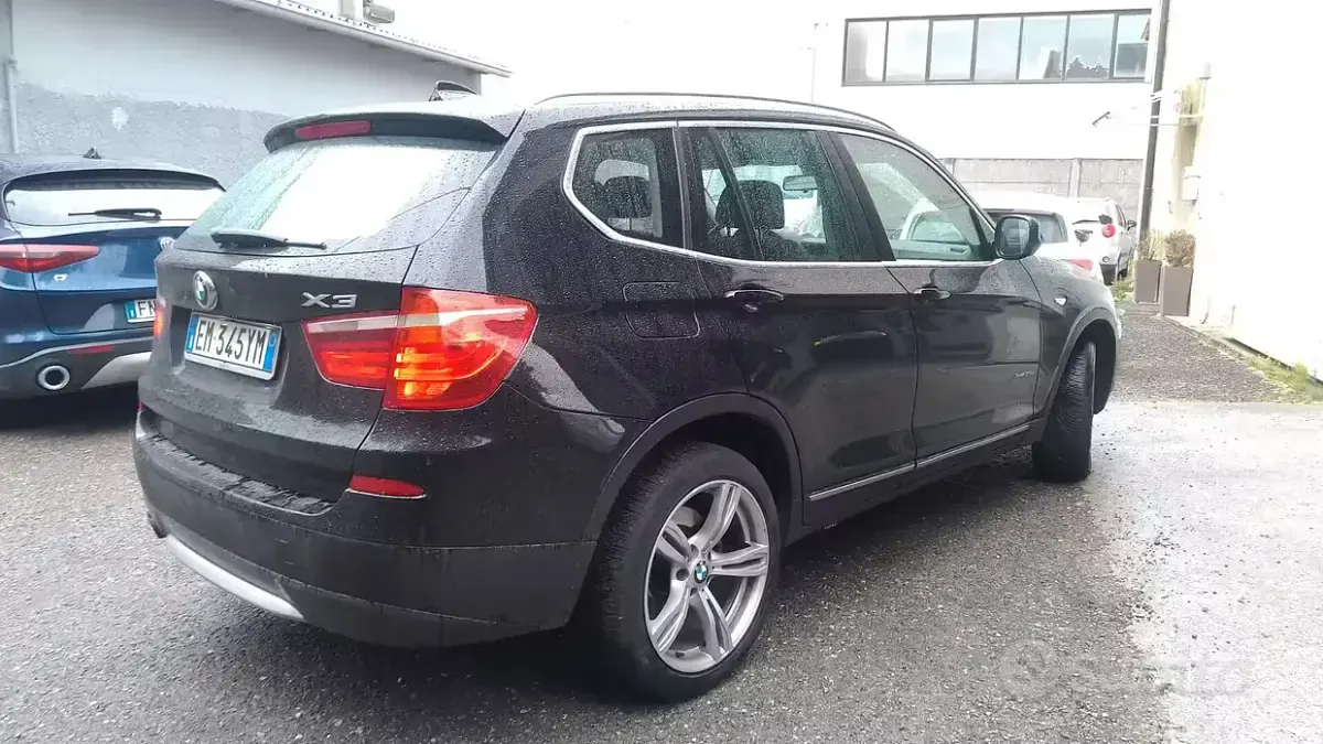 Second-hand BMW X3 258 CP (189 kW) 2012 Negru SUV
