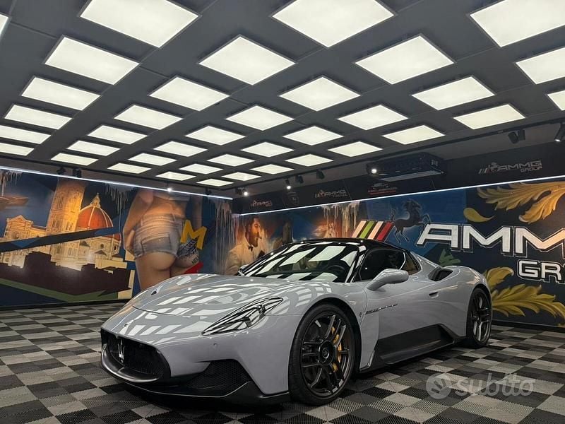 Usata Maserati MC20 630 CV (463 kW) 2024 Grigio Coupé