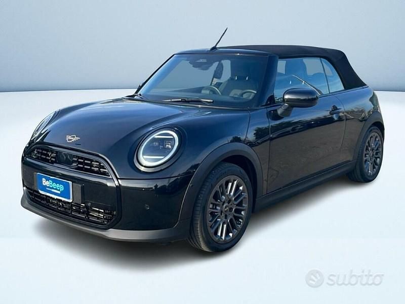 Nero Usata 2025 Mini Cooper Cabriolet Classic Cabrio | 32.400 € (Buon prezzo) - Immagine 1/3