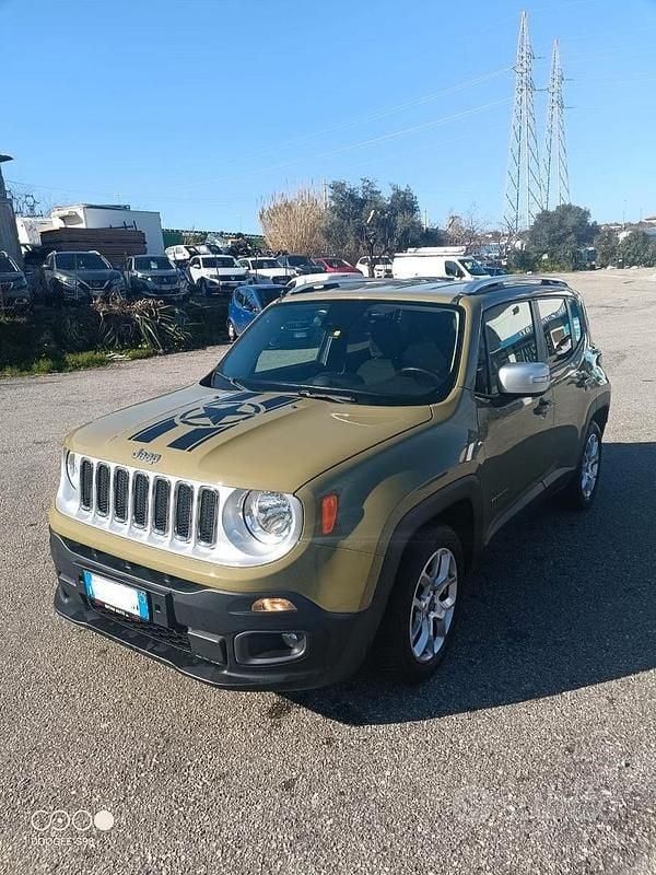 Usata Jeep Renegade Limited 120 CV (88 kW) 2015 Verde SUV