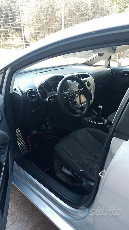 Usata Seat Leon 90 CV (66 kW) 2007