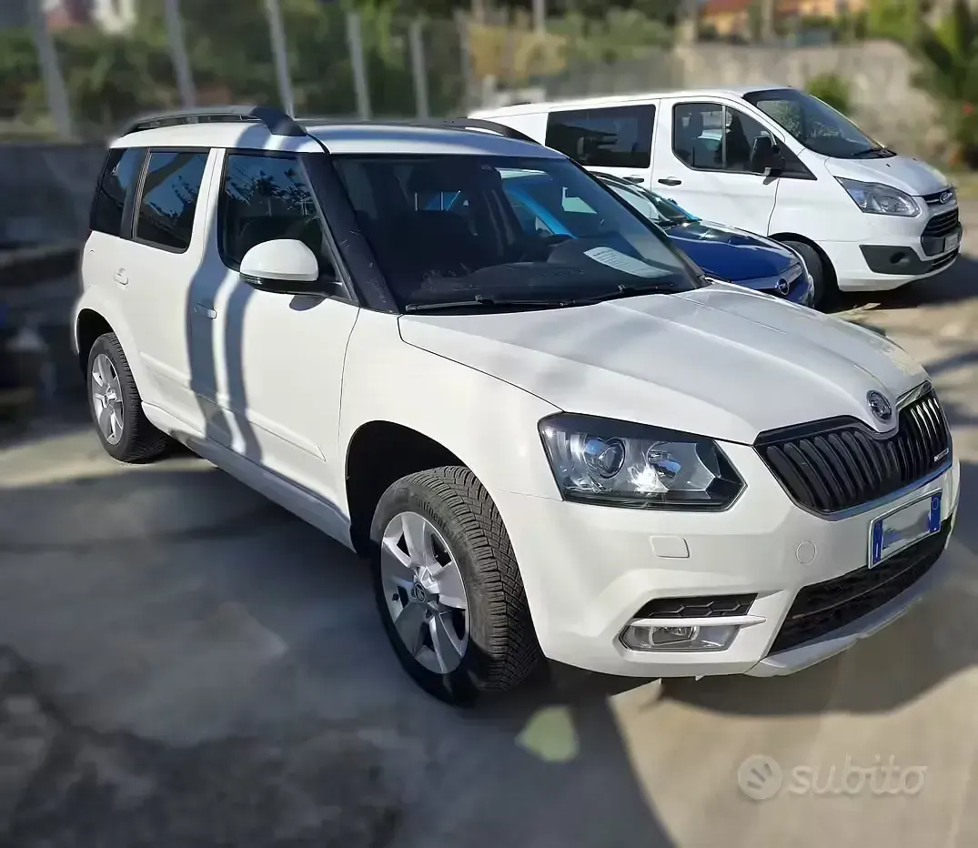 Usata Skoda Yeti Ambition 105 CV (77 kW) 2014 Bianco SUV