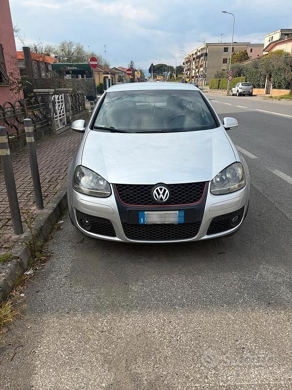 Usata VW Golf IV 101 CV (74 kW) 2004 Grigio Berlina