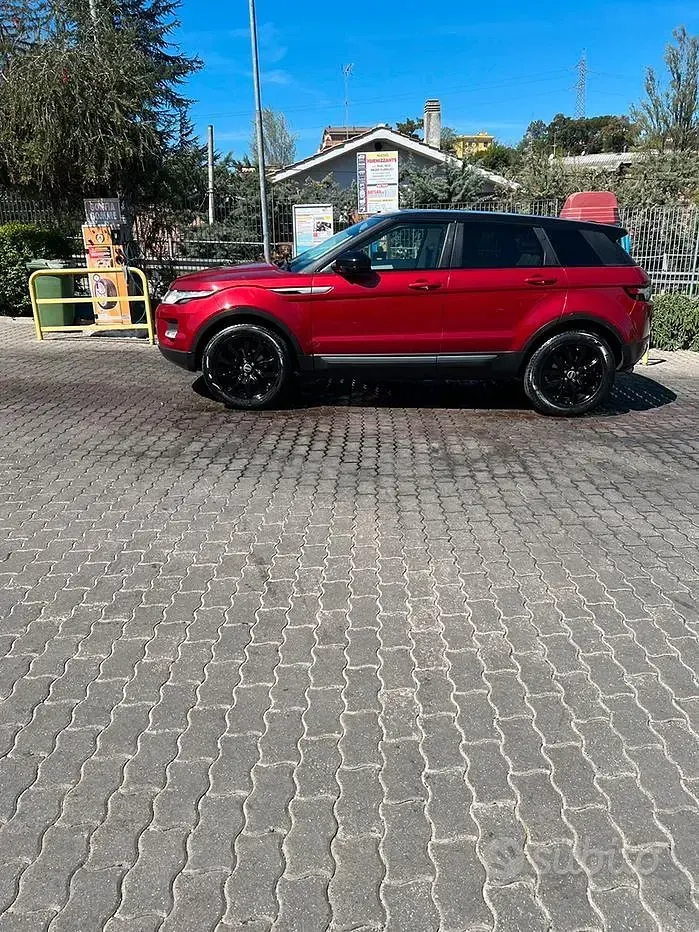 Usata Land Rover Range Rover evoque 150 CV (110 kW) 2015 Rosso SUV