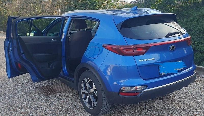Usata Kia Sportage Active 115 CV (84 kW) 2019 Blu SUV