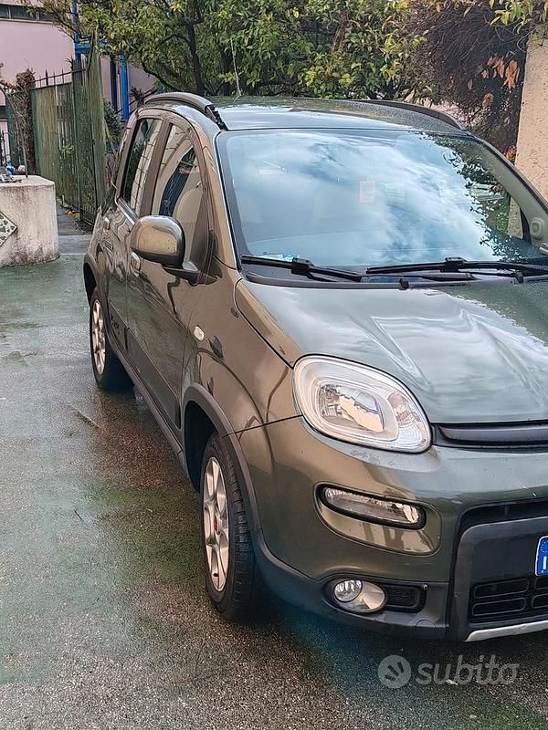 Usata Fiat Panda 4x4 86 CV (63 kW) 2015 Verde Utilitaria