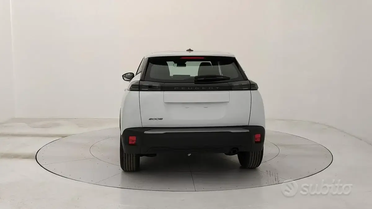 Nuova Peugeot 2008 Style 101 CV (74 kW) 2026 Bianco SUV