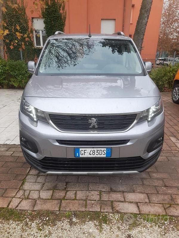 Usata Peugeot Rifter 2021 Grigio Monovolume