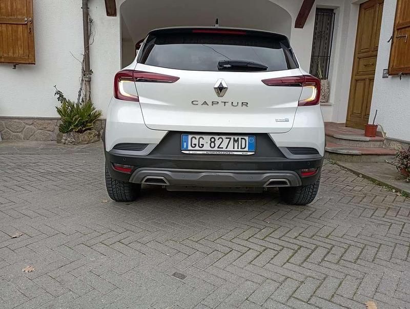 Usata Renault Captur RS Line 92 CV (67 kW) 2022 SUV