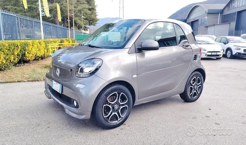Usata Smart ForTwo Coupé Prime 71 CV (52 kW) 2018 Grigio Coupé