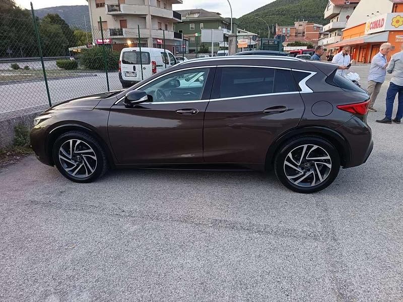 Usata Infiniti Q30 Premium 109 CV (80 kW) 2016 Berlina