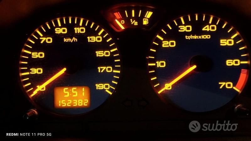 Usata Peugeot 106 60 CV (44 kW) 2001 Grigio Utilitaria