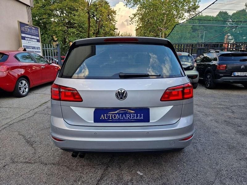 Usata VW Golf Sportsvan Comfortline 125 CV (91 kW) 2015 Argento Monovolume
