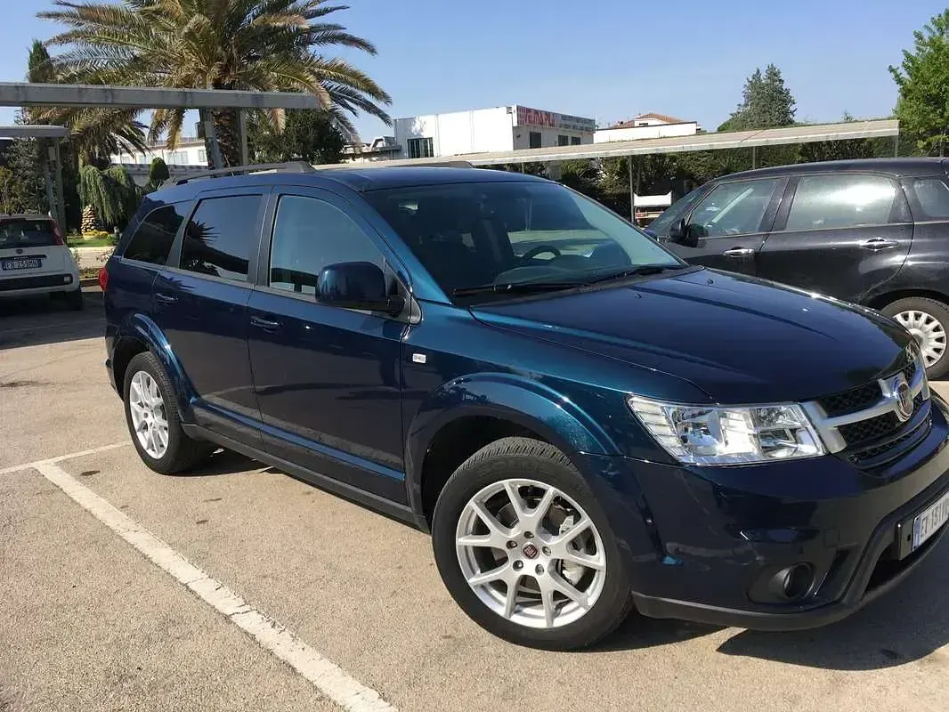 Usata Fiat Freemont Urban 140 CV (102 kW) 2015 Bluazzurro SUV