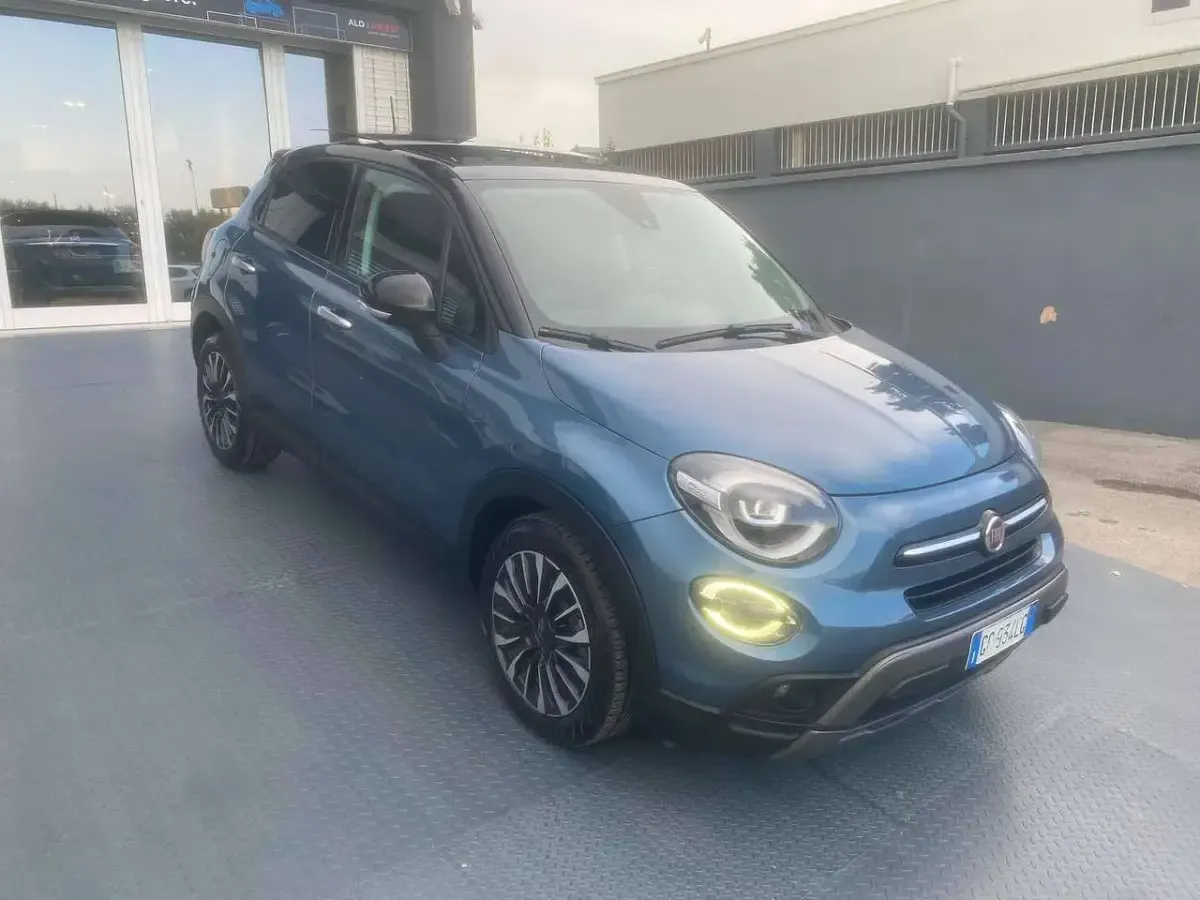 Usata Fiat 500 Cross 120 CV (88 kW) 2020 Blu/azzurro Station wagon