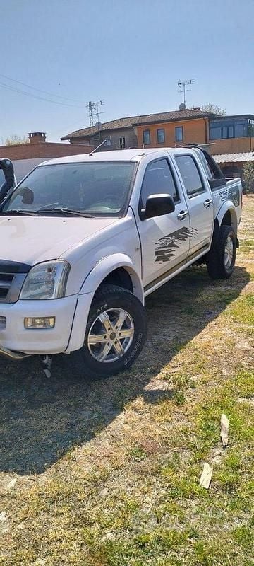 Usata Isuzu D-Max 2006 Bianco Cabrio