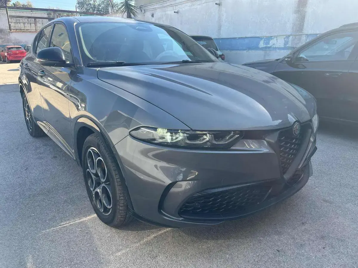Nuova Alfa Romeo Tonale 131 CV (96 kW) 2026 Vari colori SUV
