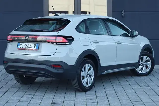Usata VW Taigo Life 110 CV (80 kW) 2024 Grigio SUV