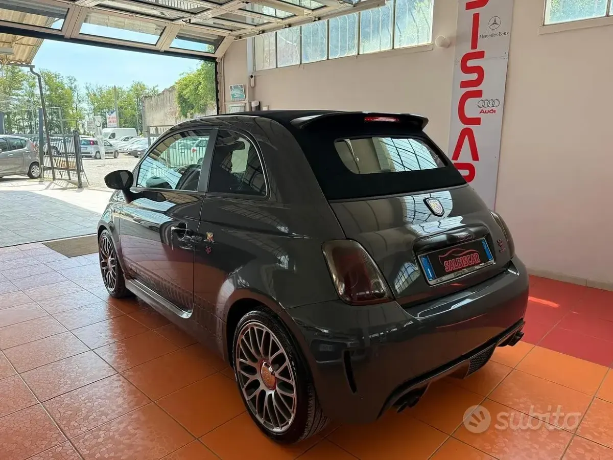Usata Abarth 595C Turismo 160 CV (117 kW) 2015 Grigio Cabrio