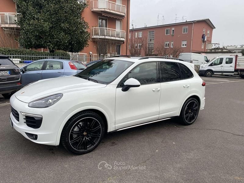 Usata Porsche Cayenne 382 CV (280 kW) 2016 Bianco SUV