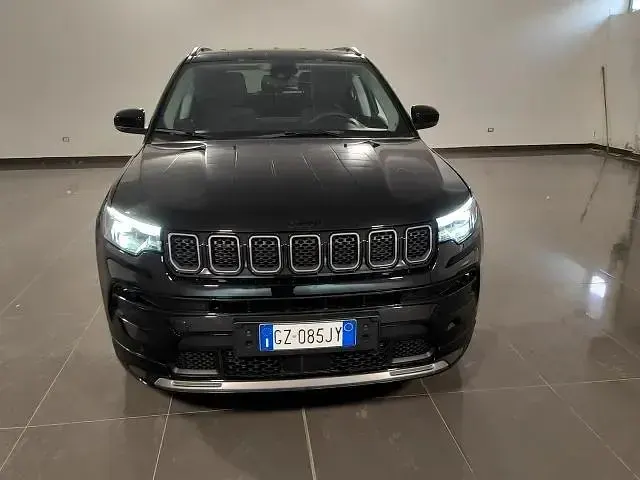 Usata Jeep Compass Summit 130 CV (95 kW) 2025 601solid black SUV