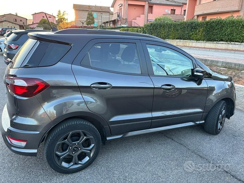Usata Ford Ecosport 99 CV (72 kW) 2019 Grigio SUV