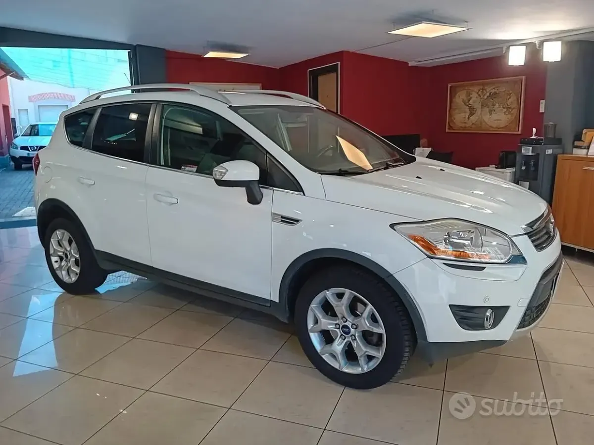 Usata Ford Kuga 140 CV (102 kW) 2011 Other SUV