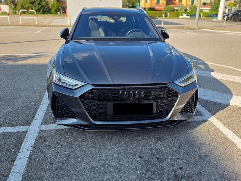 Usata Audi RS6 Ambiente 600 CV (441 kW) 2021 Grigio Station wagon