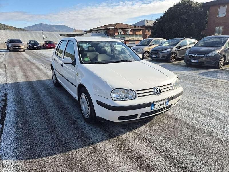 Other Usata 2000 VW Golf IV Comfortline Tre volumi | 2199 € (Ottimo prezzo) - Immagine 1/4