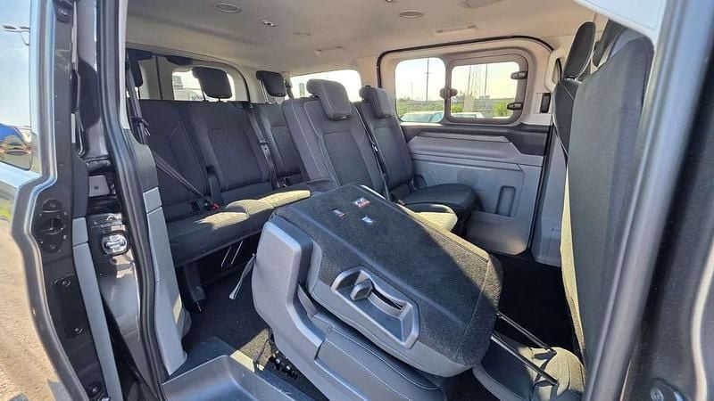 Usata Ford Transit Custom 150 CV (110 kW) 2025 Grigio titanium Monovolume