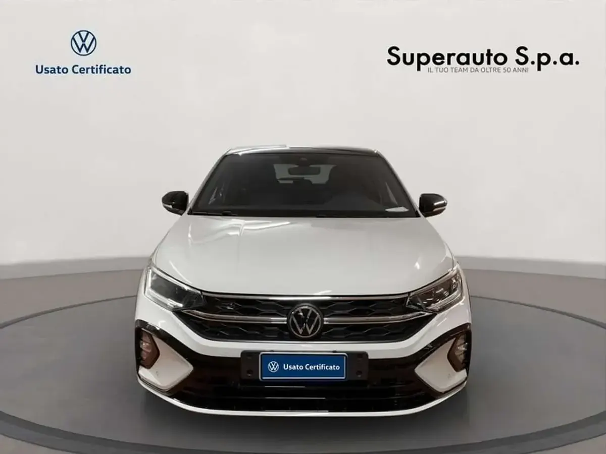Usata VW Taigo R-line 110 CV (80 kW) 2024 Beige SUV