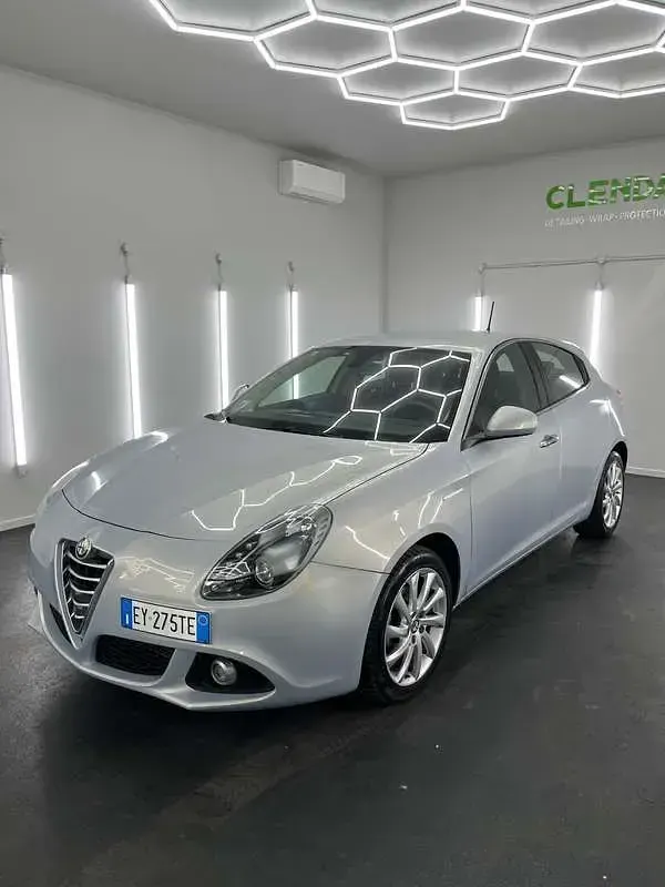 Usata Alfa Romeo Giulietta Distinctive 105 CV (77 kW) 2015 Utilitaria