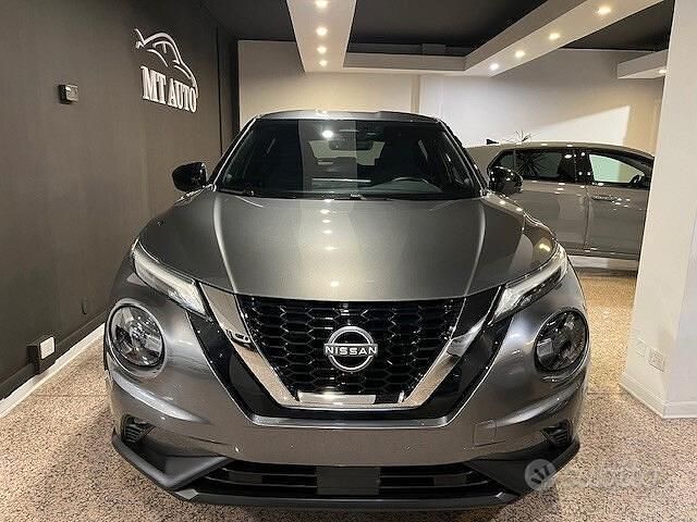 Usata Nissan Juke N-Connecta 114 CV (83 kW) 2025 Grigio SUV