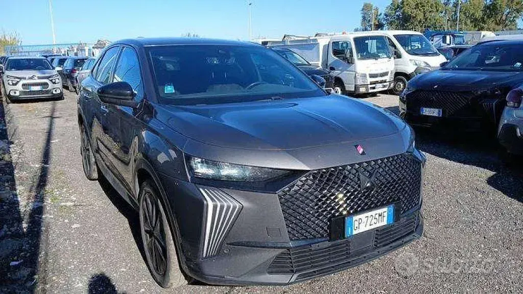 Usata DS Automobiles DS7 Crossback Performance 131 CV (96 kW) 2023 Grigio SUV