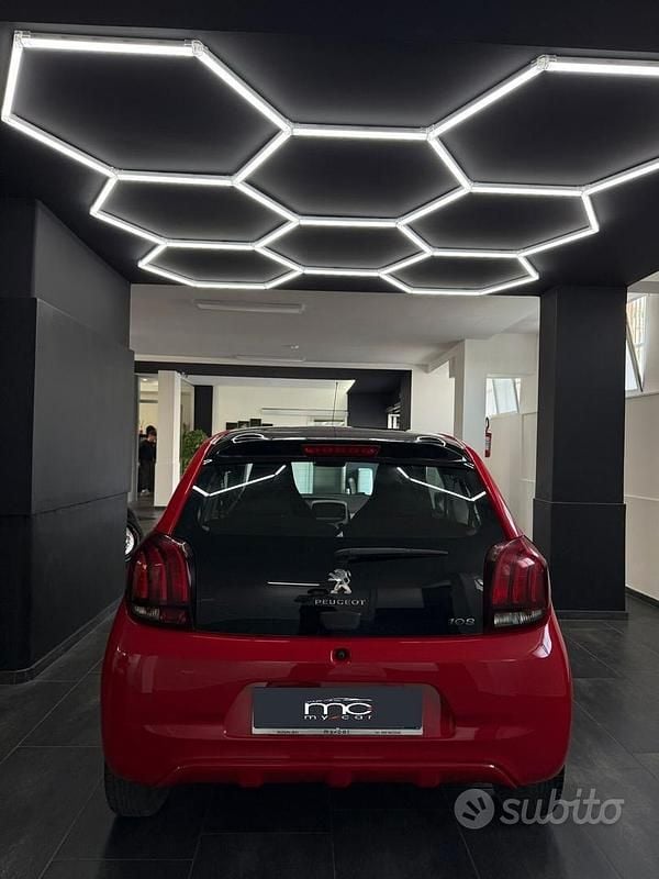 Usata Peugeot 108 Allure 69 CV (50 kW) 2015 Rosso Utilitaria