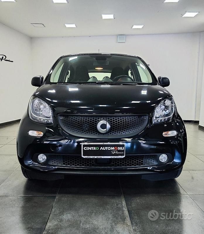 Usata Smart ForFour Passion 71 CV (52 kW) 2019 Nero Utilitaria