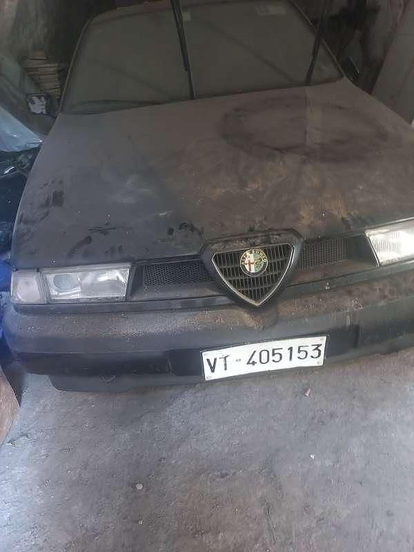 Usata Alfa Romeo 155 126 CV (92 kW) 1993 Blu/azzurro Berlina