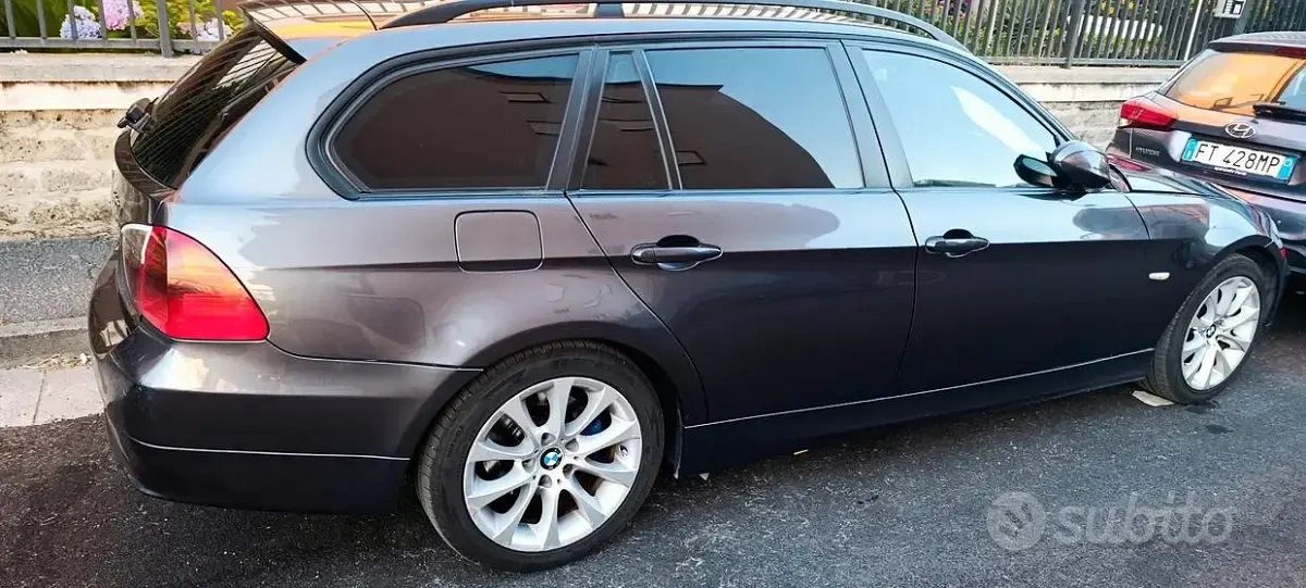 Usata BMW 320 177 CV (130 kW) 2008 Grigio Station wagon